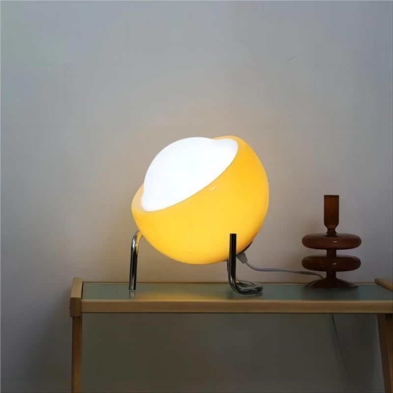Creative Bauhaus Egg Table Lamp S42