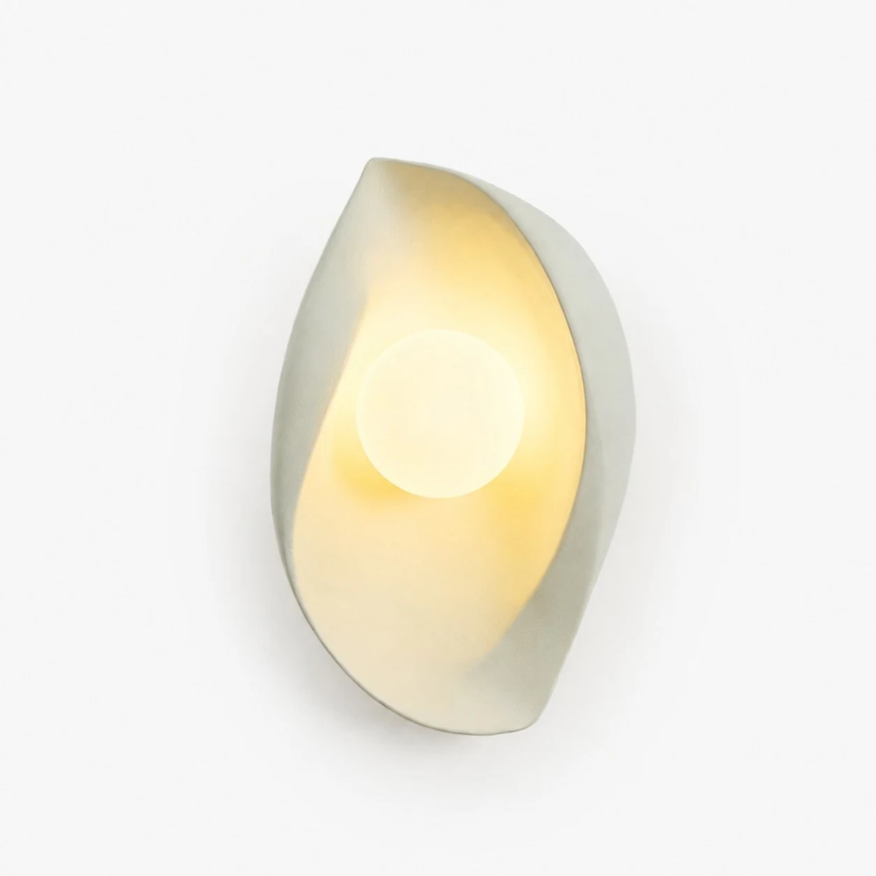 Cream wall sconce finish