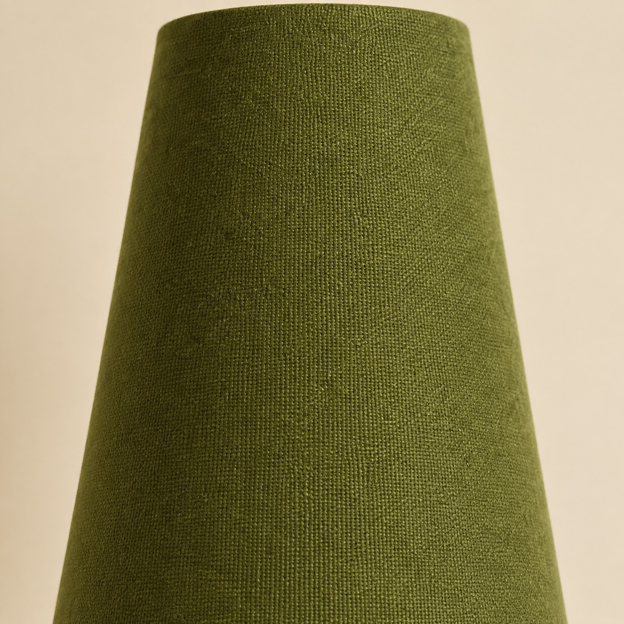 Fabric weave on the Hour Rho wall lamp